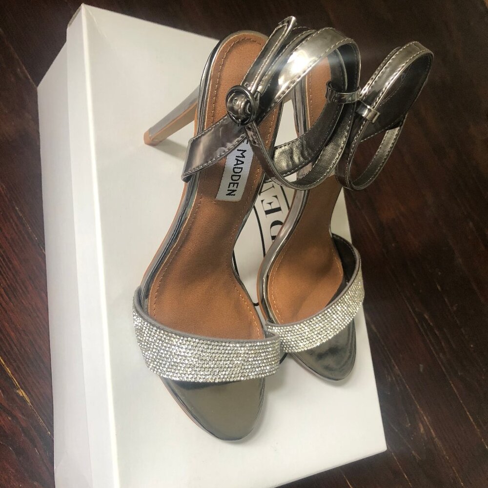 Steve Madden "Ritter" Pewter and Rhinestone Stiletto Sandals, Size 6.5, NWB - Picture 2 of 6